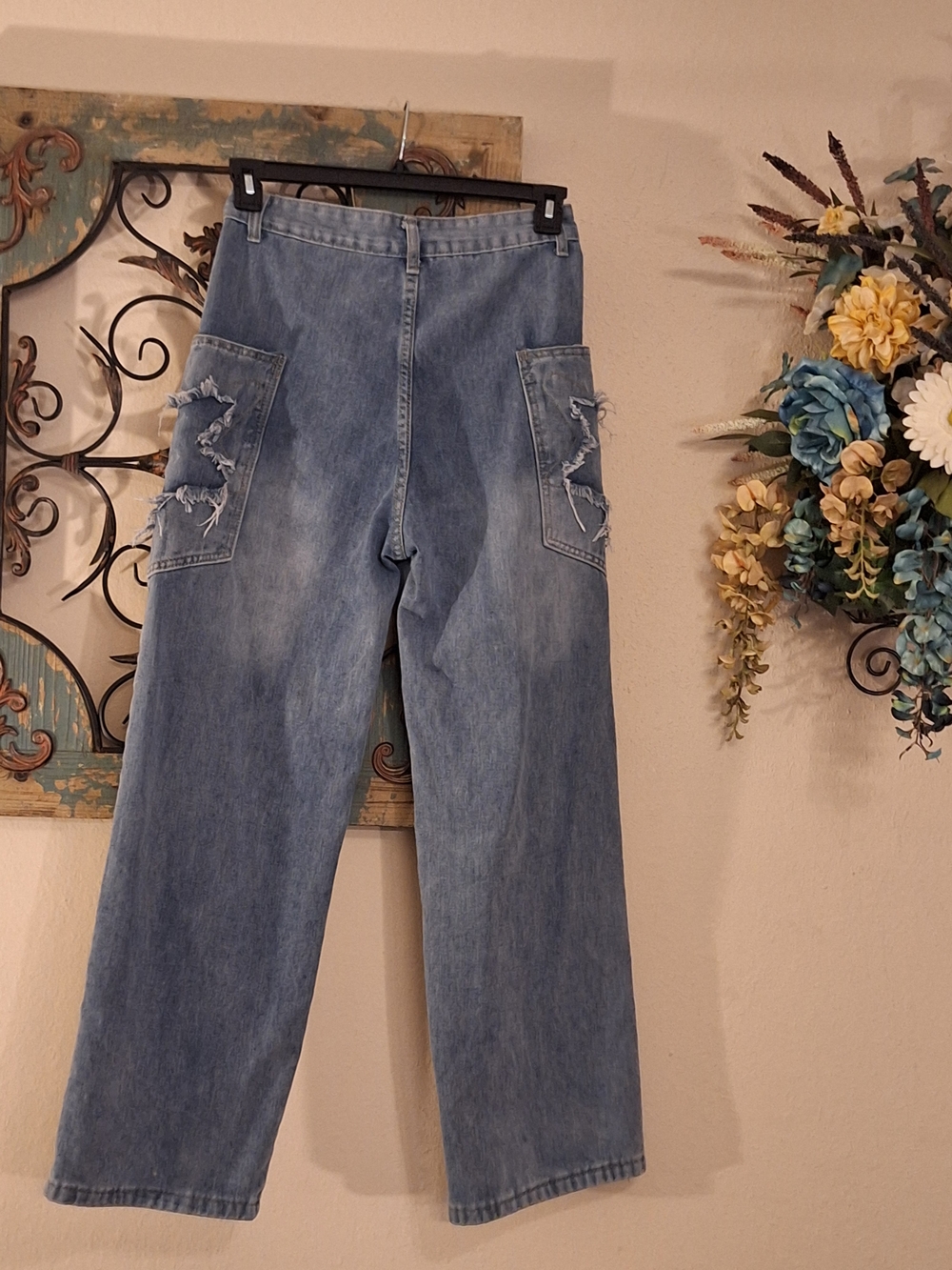 Women's Boyfriend High Rise Wide Leg Jeans W/Star Pockets Size M/L - Picture 5 of 9